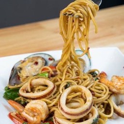 สปาเก็ตตี้ขี้เมาทะเล-