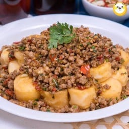 กระเพราเต้าหู้หมูสับ