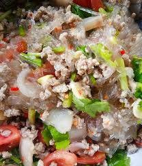 ยำวุ้นเส้นหมูสับ