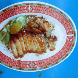 ข้าวหมูกรอบ