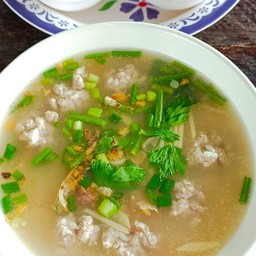 ข้าวต้มไก่(มีถ้วยให้นะค่ะ)