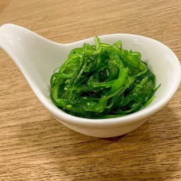 ยำสาหร่ายสีเขียว ( 60 กรัม )