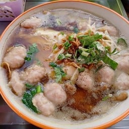 พิเศษหมูเด้ง