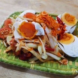 ตำไทยไข่เค็ม