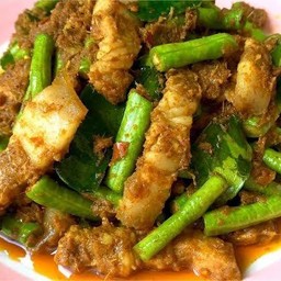 ผัดพริกแกงใต้ (ปักษ์ใต้)