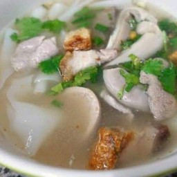 เกาเหลาเลือดหมูเจ้จอน