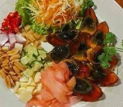 ไข่เยี่วม้าทรงเครื่อง