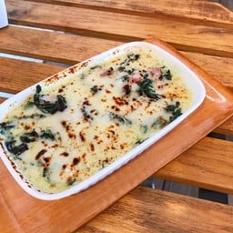 ผักโขมอบชีส