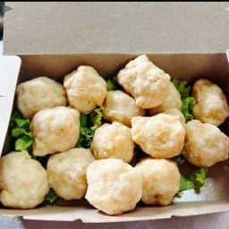 เจ้เตียง ก๋วยเตี๋ยวลูกชิ้นปลาอินทรี