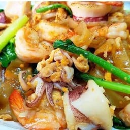 ผัดซีอิ้วทะเล