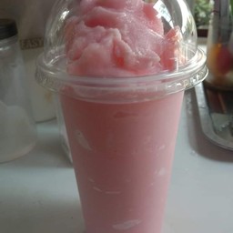 สตอเบอรี่ ปั่น นมสด