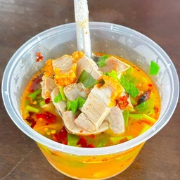 ต้มแซ่บหมูกรอบไส้อ่อน (ร้านได้จากไลน์แมน120฿)