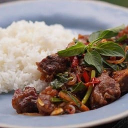 พริกเผาเนื้อ