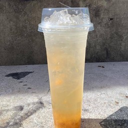 น้ำบ๊วยโซดา