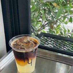 Black honey lemon soda