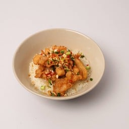 ข้าวต้มแห้งไก่กรอบพริกเกลือ