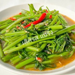 ผัดผักบุ้งไม่มีเนื้อสัตว์+ข้าว