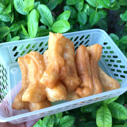 ปาท่องโก๋ (เป็นตัว)