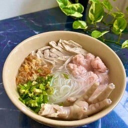 ก๋วยจั๊บดารา