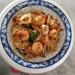 มาม่าผัดกระเพราทะเลรสเด็ด