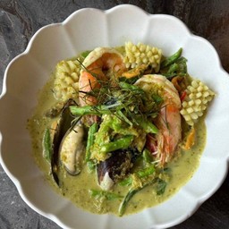 เขียวหวานทะเลผัดแห้ง