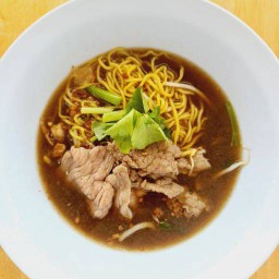 ก๋วยเตี๋ยวเนื้อธรรมดา
