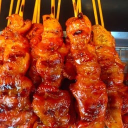 เนื้อไก่แดง