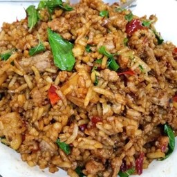ข้าวกระเพราคลุกหมูสับ