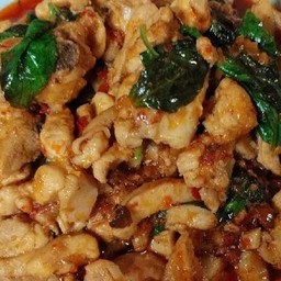 ผัดพริกแกงไก่ (กับข้าว)