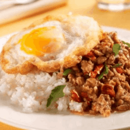 กระเพราไก่