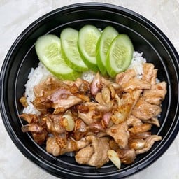 ไก่กระเทียม