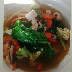 ราดหน้าเนื้อ