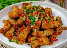 หมูสามชั้นคั่วพริกเกลือ