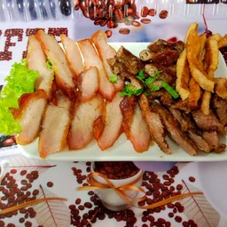 ย่างรวม เสือร้องไห้ ไส้อ่อนหมู คอหมูย่าง