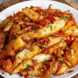 ข้าวไข่หมึกผัดพริกเกลือ