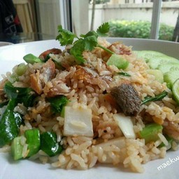 ข้าวผัดปลาเค็ม