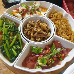 ชุดยก set กับข้าว ข้าวต้ม+ข้าวต้ม 4 ถุง