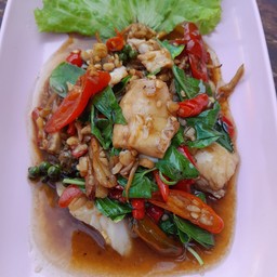 เนื้อปลากระพงผัดฉ่า