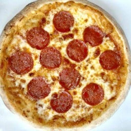 พิซซ่าหน้าเปเปอร์โรนี