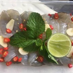 กุ้งแช่น้ำปลา 8 ตัว รวมน้ำจิ้ม