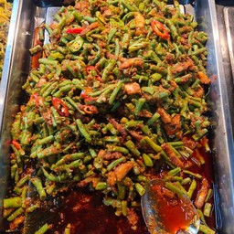 ผัดพริกแกงถั่วหรือผัดพริกขิง