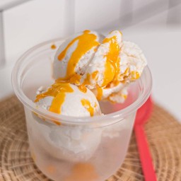 ไอศครีมกะทิสด ไข่แข็ง