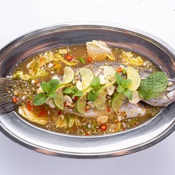 ปลากะพงนึ่งมะนาว