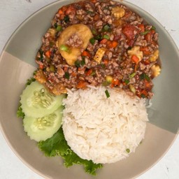 ข้าวราดเต้าหู้ทรงเครื่อง