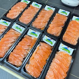 แซลม่อน ซาซิมิ 200 กรัม