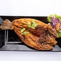 ปลากะพงทอดน้ำปลา