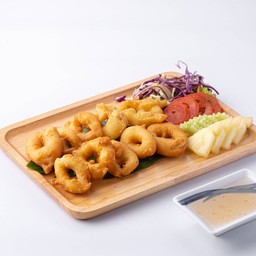 ปลาหมึกชุปแป้งทอด