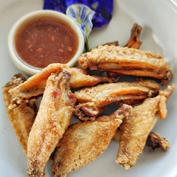 ปีกไก่ทอดเกลือ