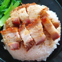 หมูกรอบ พิเศษ