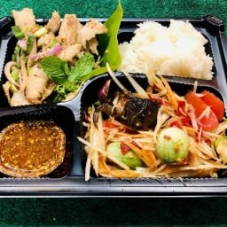 ส้มตำโคราชเจ้าเก่า ซอยประชาอุทิศ 33 หน้า 7/11 ใหญ่ ศรีไทยคอนโด ปิด renovate กลับมา 1 มีนา